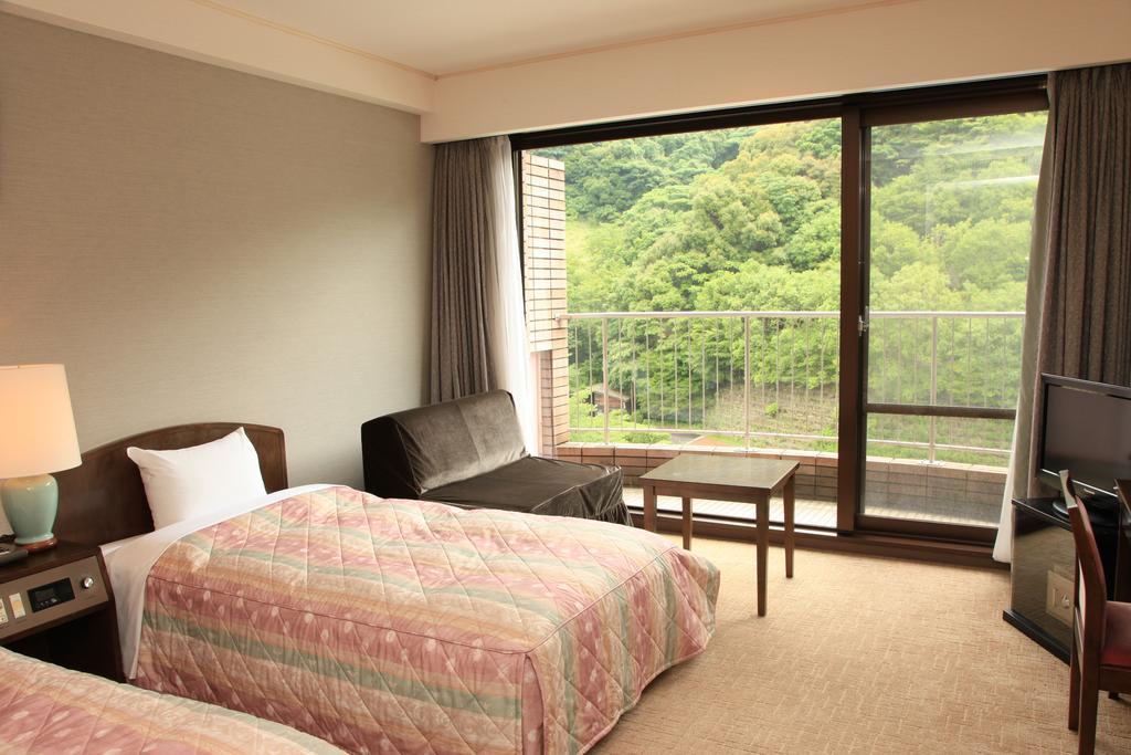 Takeo Century Hotel Екстериор снимка