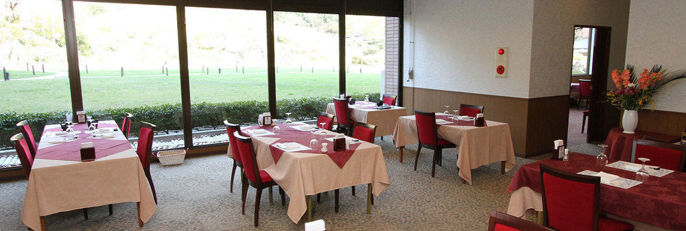 Takeo Century Hotel Екстериор снимка